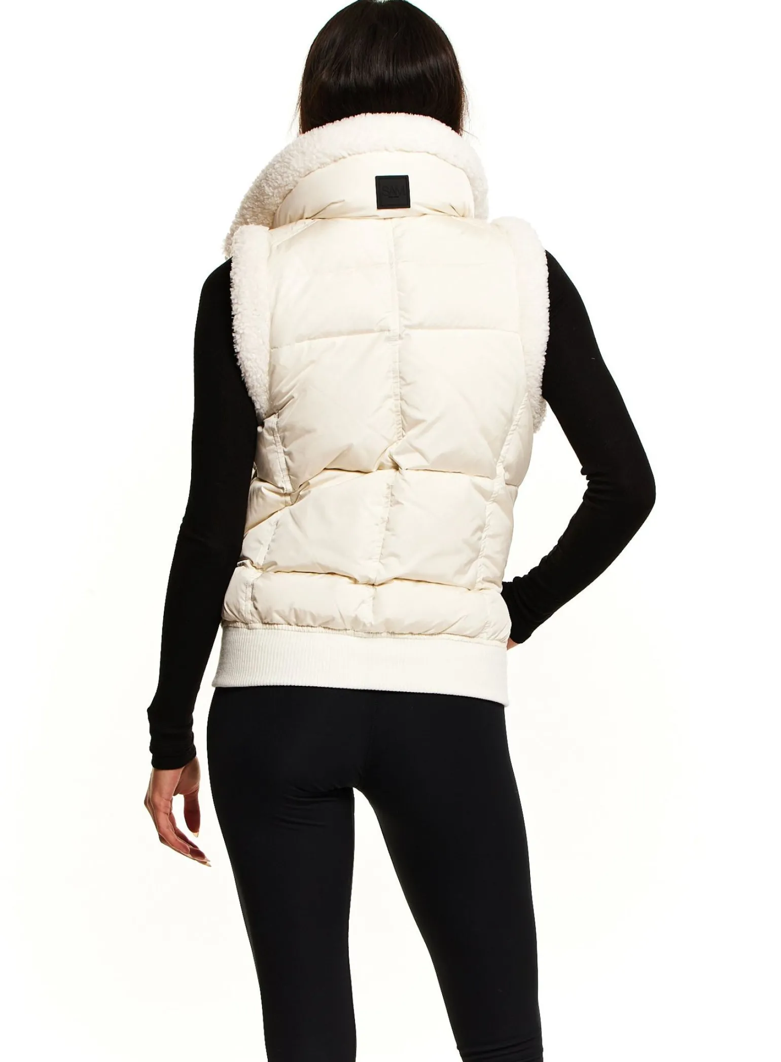 billie_vest_8-1.webp Billie Vest