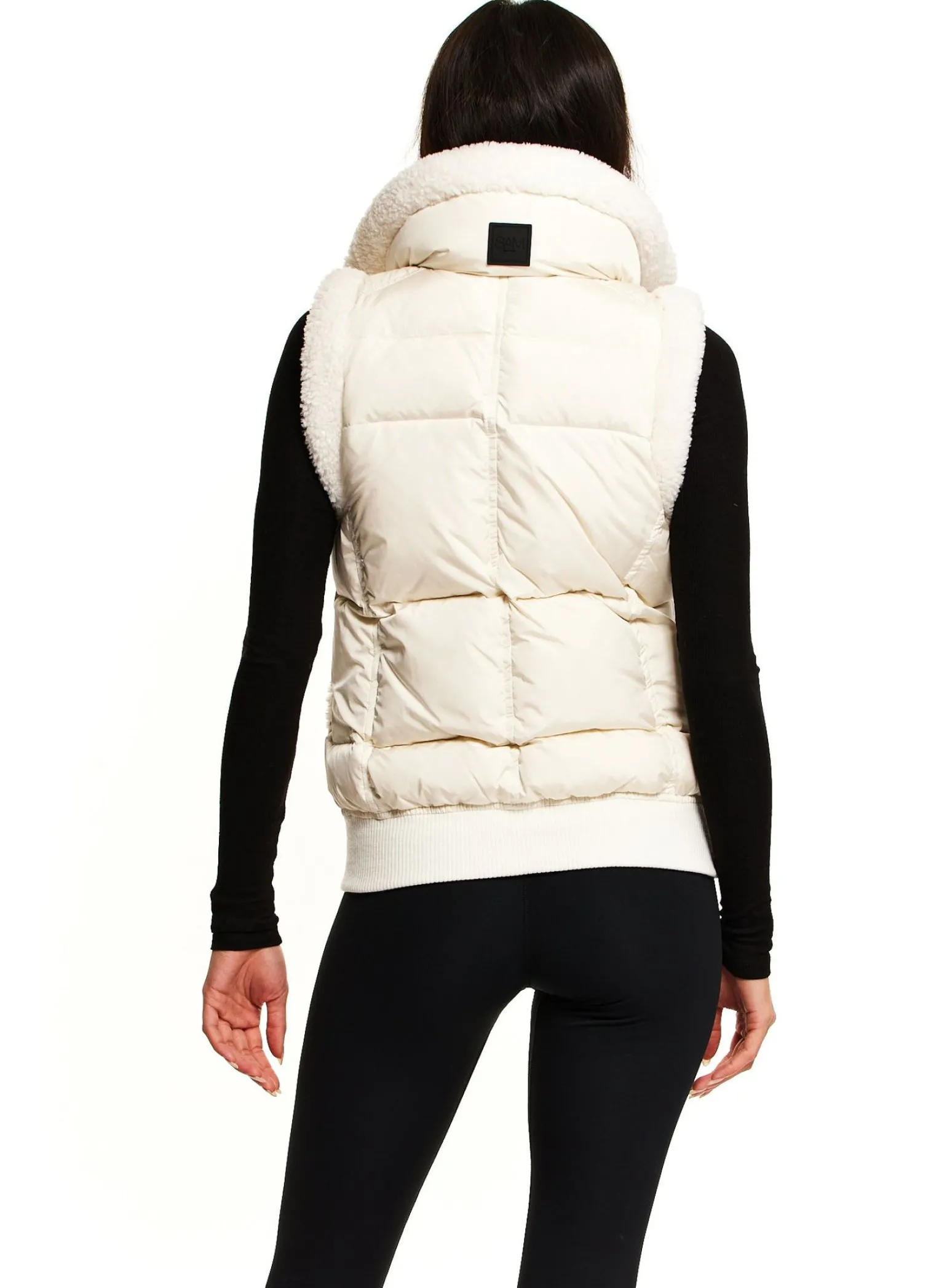 billie_vest_9-1.webp Billie Vest