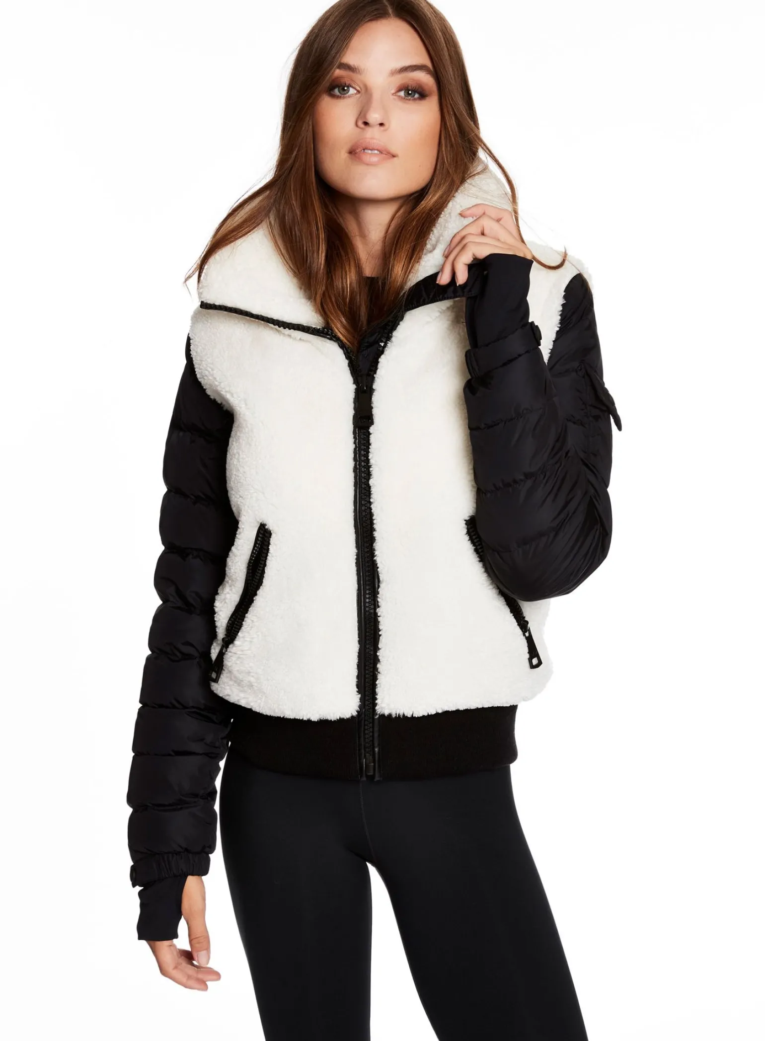 carson_3-2.webp Carson