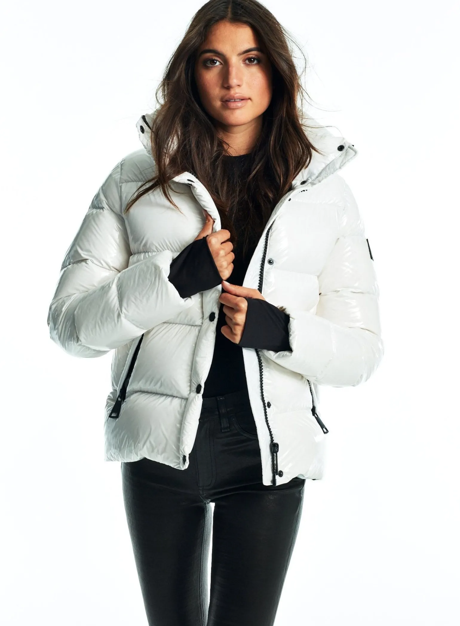 isabel_0-3.webp Isabel