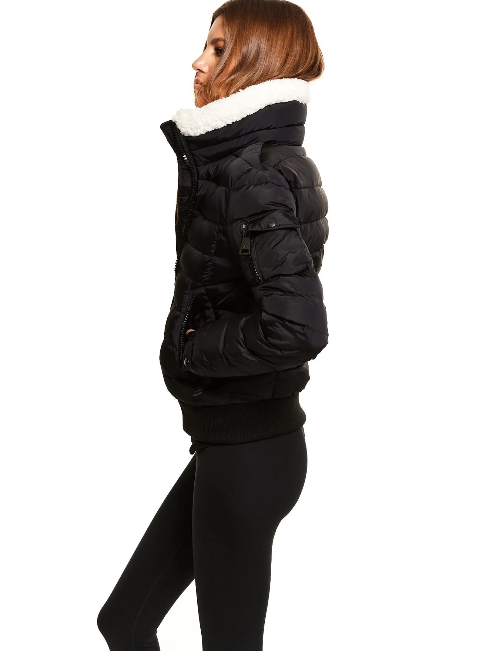 saylor_12.webp Saylor