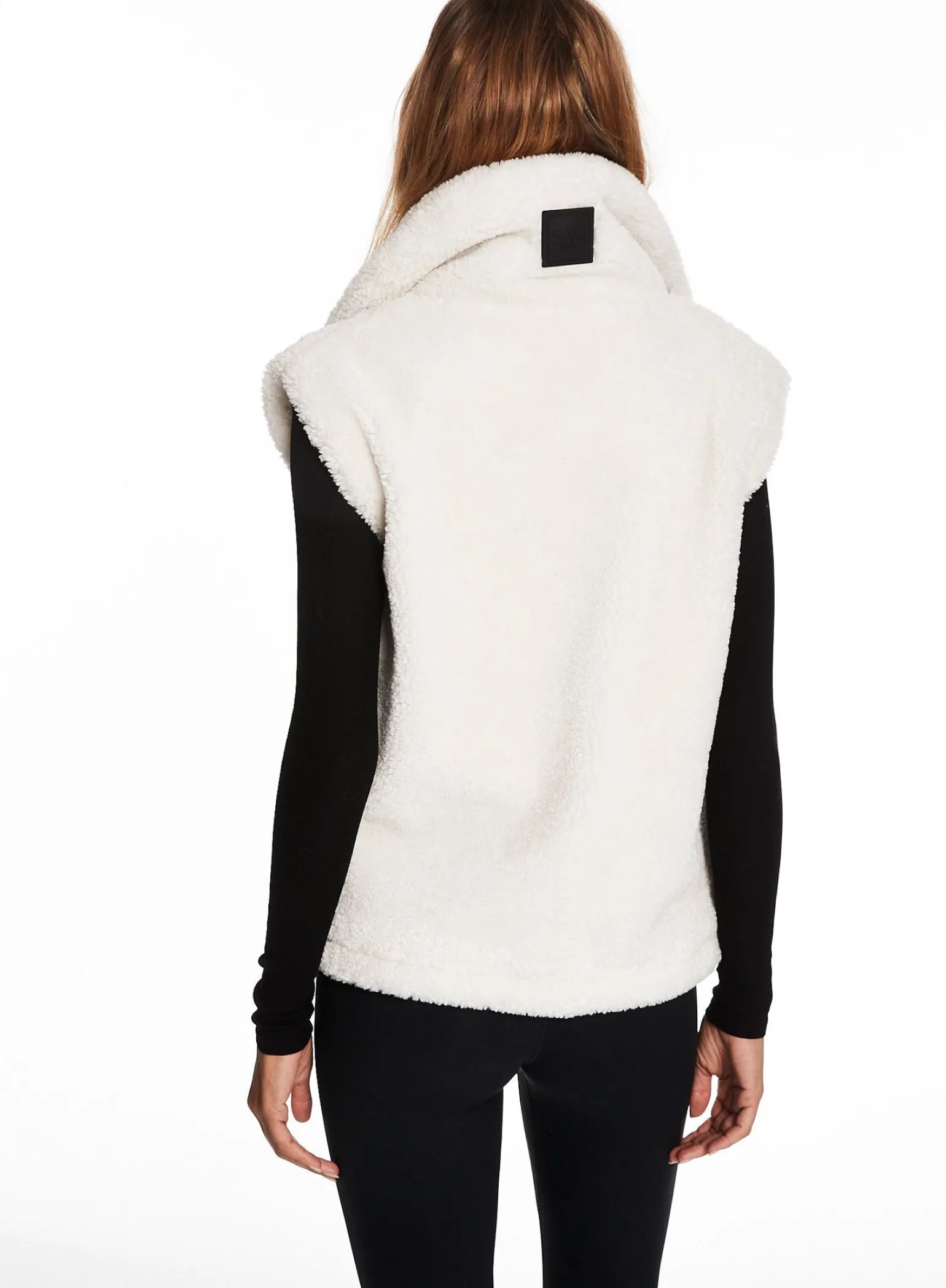 sherpa_vest_7.webp Sherpa Vest