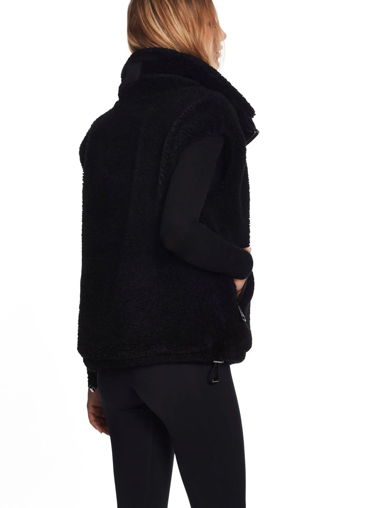 sherpa_vest_9-1.webp Sherpa Vest