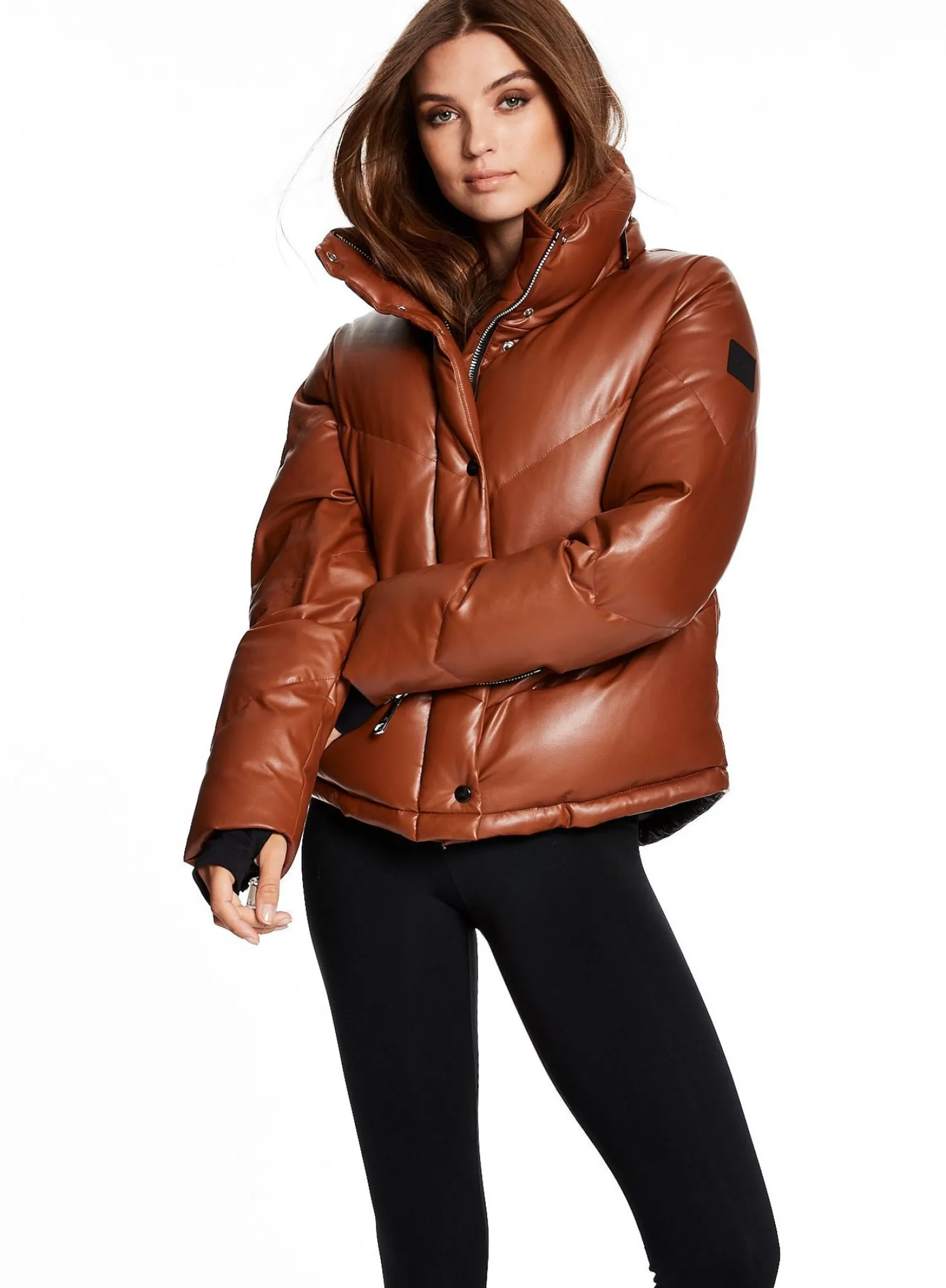 vegan_leather_athlete_3-1.webp Vegan Leather Athlete