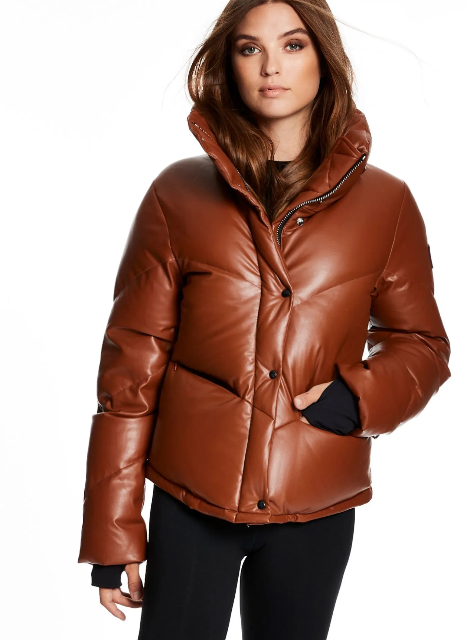 vegan_leather_athlete_7-1.webp Vegan Leather Athlete